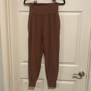 Athleta Salutation High-rise Joggers